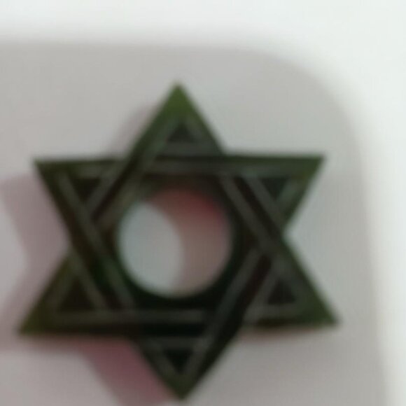 Jade Star of David Charm Pendant Green Religious Jewish semi precious stone New - Picture 1 of 2